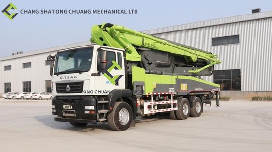 Camion pompe à béton à 3 ponts mode de pliage de cadre de bras RZ de 52 mètres