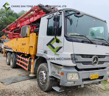 En 2011 Sany Mercedes Benz châssis 43 mètres pompe à béton 5 cylindres 5 mâts