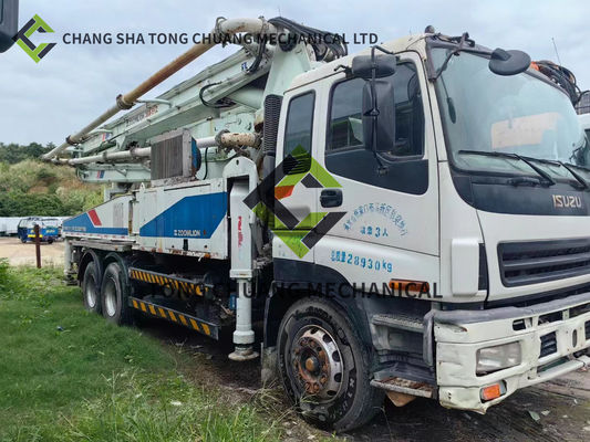 En 2011 Zoomlion ISUZU châssis 38 M pompe à béton 5 cylindres et 5 mâts