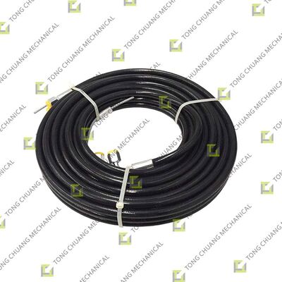 L=6000 Triple tuyau en caoutchouc,Triple tuyau flexible,Triple tuyau en caoutchouc parallèle,Triple tuyau flexible parallèle,Triple tuyau en caoutchouc hydraulique,Triple tuyau en caoutchouc haute pression,Triple tuyau en caoutchouc flexible